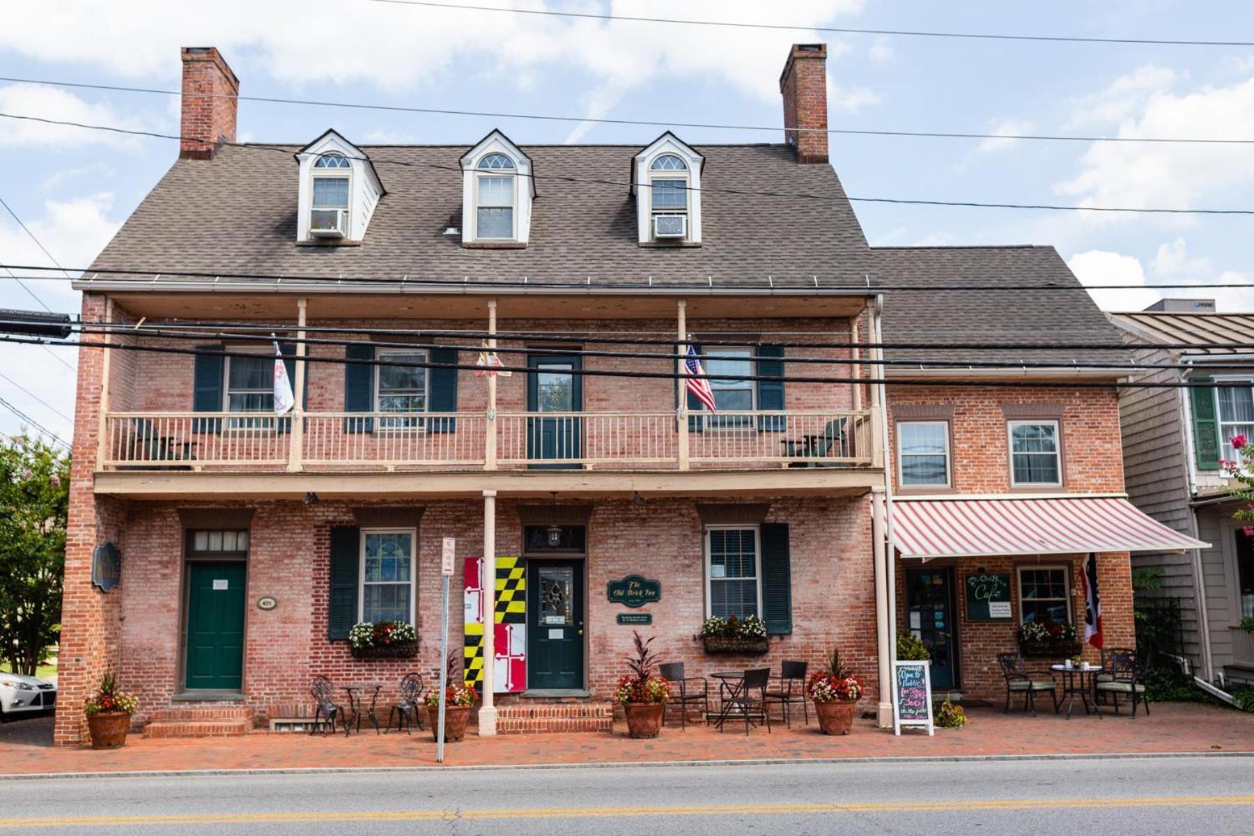 Old Brick Inn