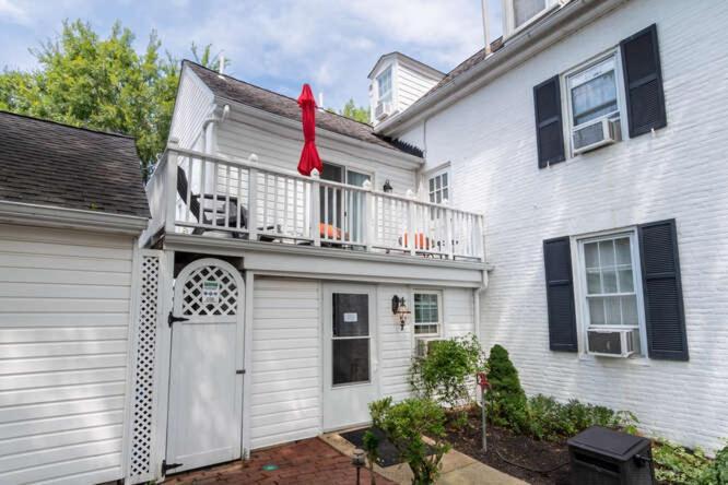Inn Old Brick 3*